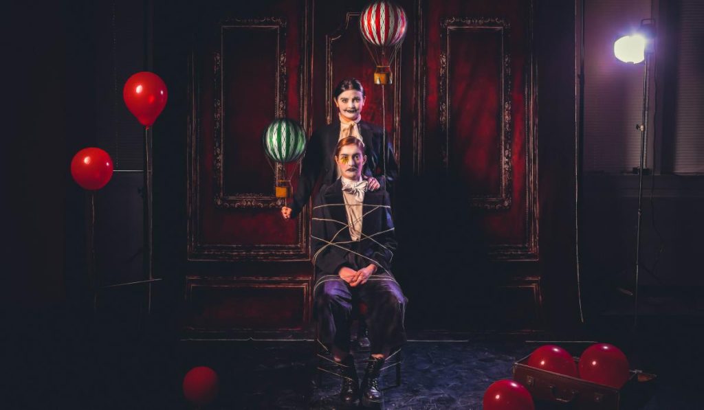 Ballooniana! by Alexander Knott, produced by BoxLess Theatre, comes to ...